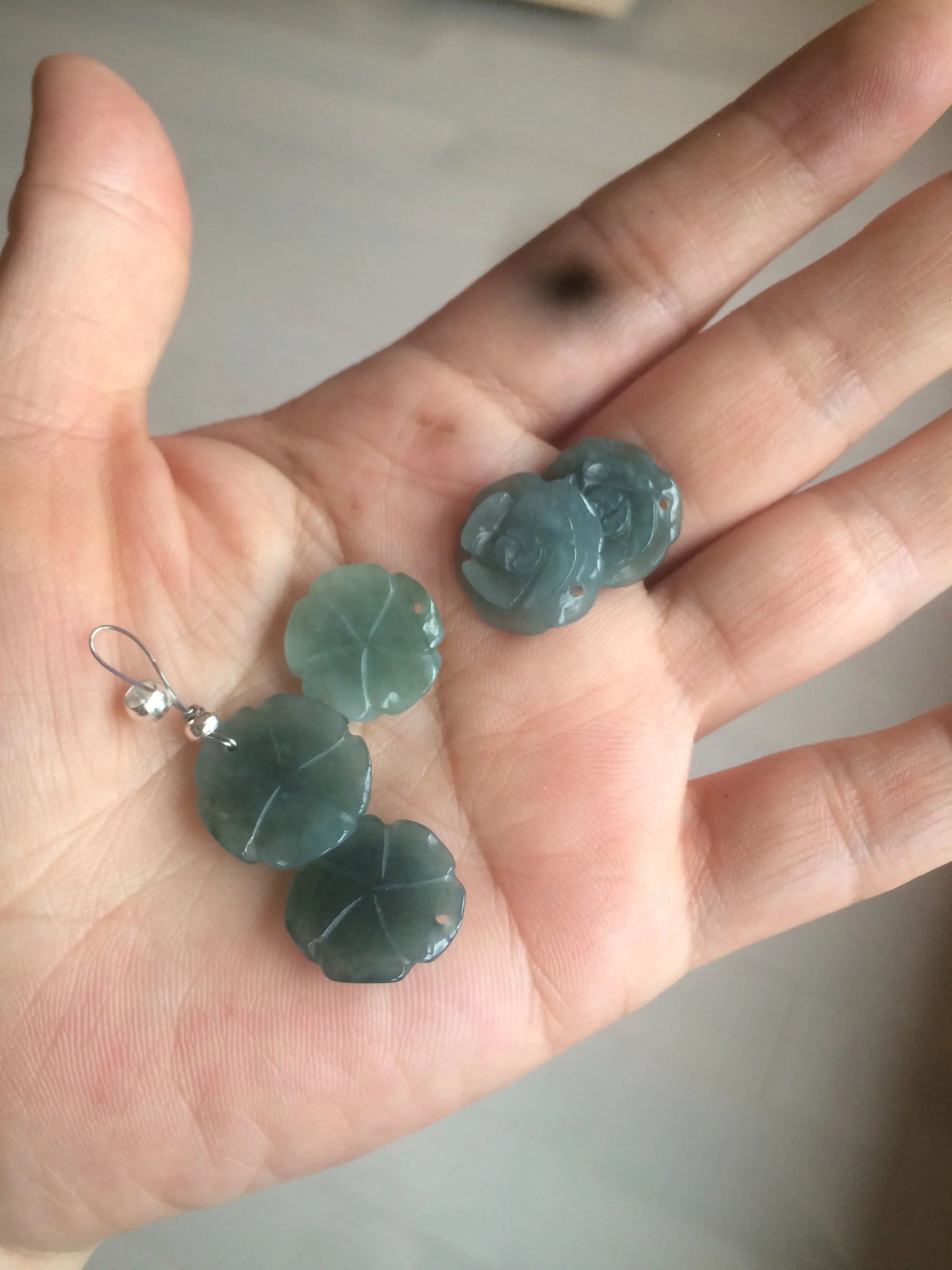 100% Natural blue gray green  Guatemala jadeite Jade flower pendant group BH61