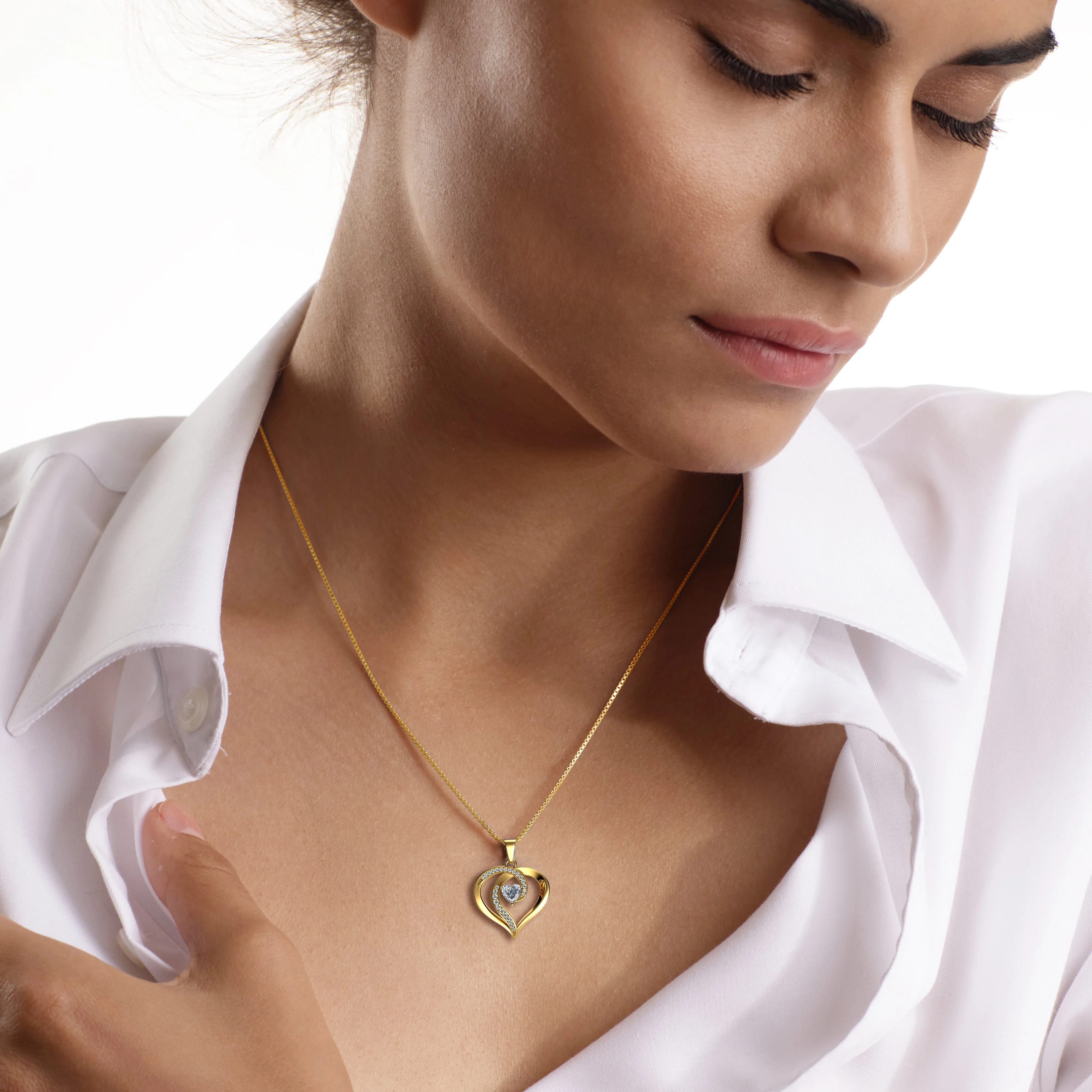 18k Gold Heart Necklace - Elegant Pendant with Zirconia by DEPHINI