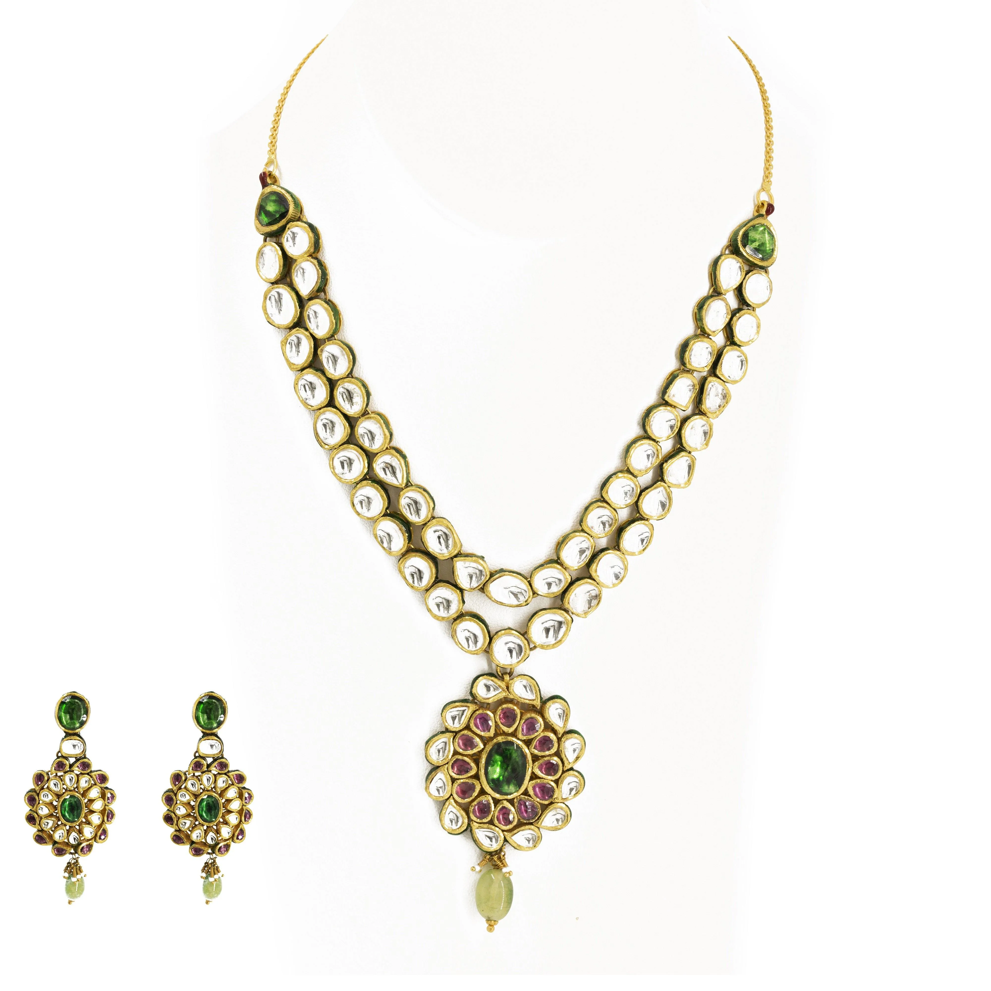 22K Gold Necklace & Earrings Set W/ Kundan