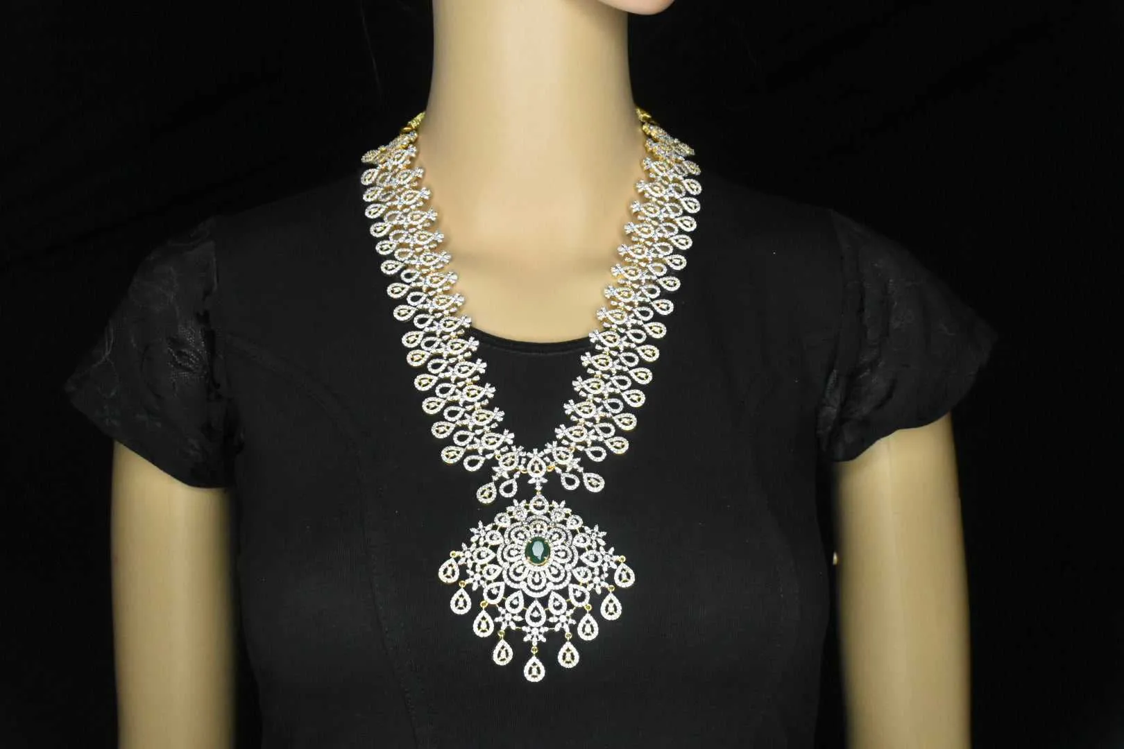 Classic American Diamond Necklace