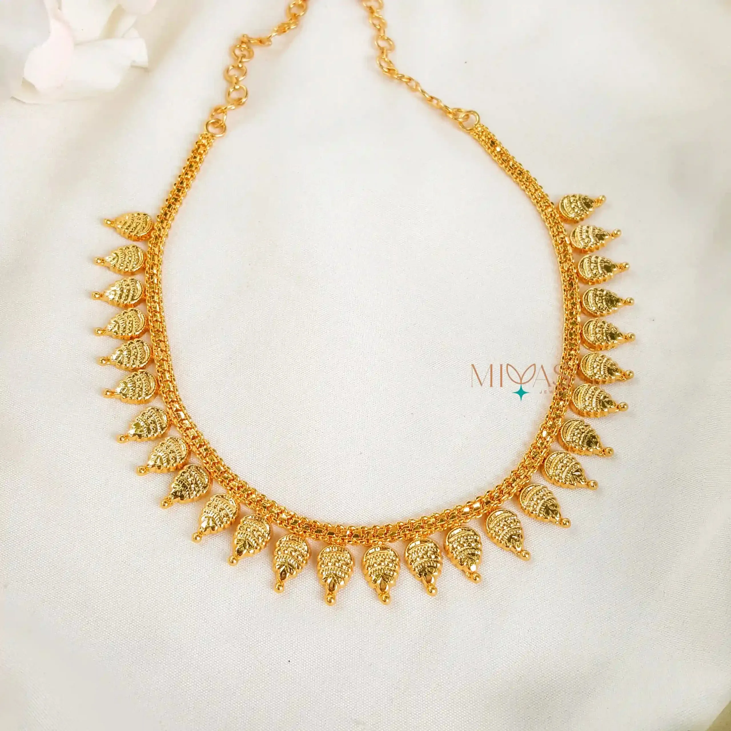 Classic Kerala Style Leaf Necklace