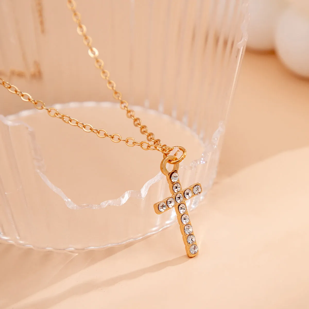 Gorgeous Minimalist Dainty Fashion Rhinestone Cross Pendant Necklace