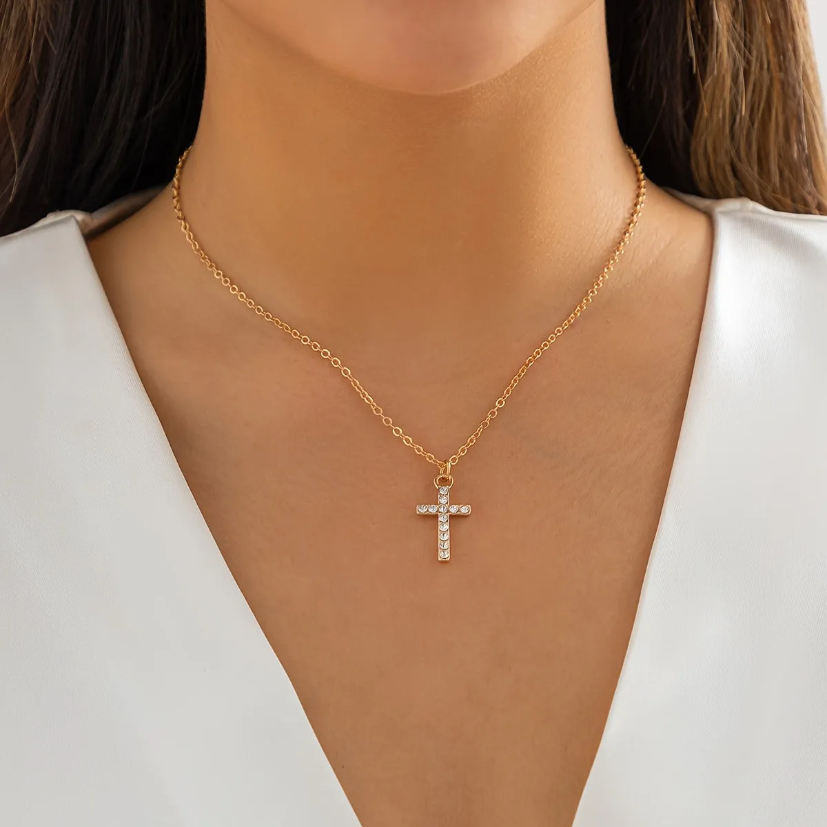 Gorgeous Minimalist Dainty Fashion Rhinestone Cross Pendant Necklace