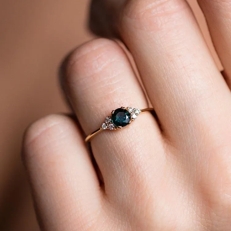 Lune Ring with Sapphire