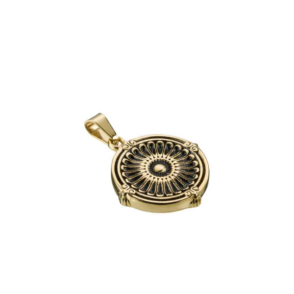 Medallion Gold Pendant