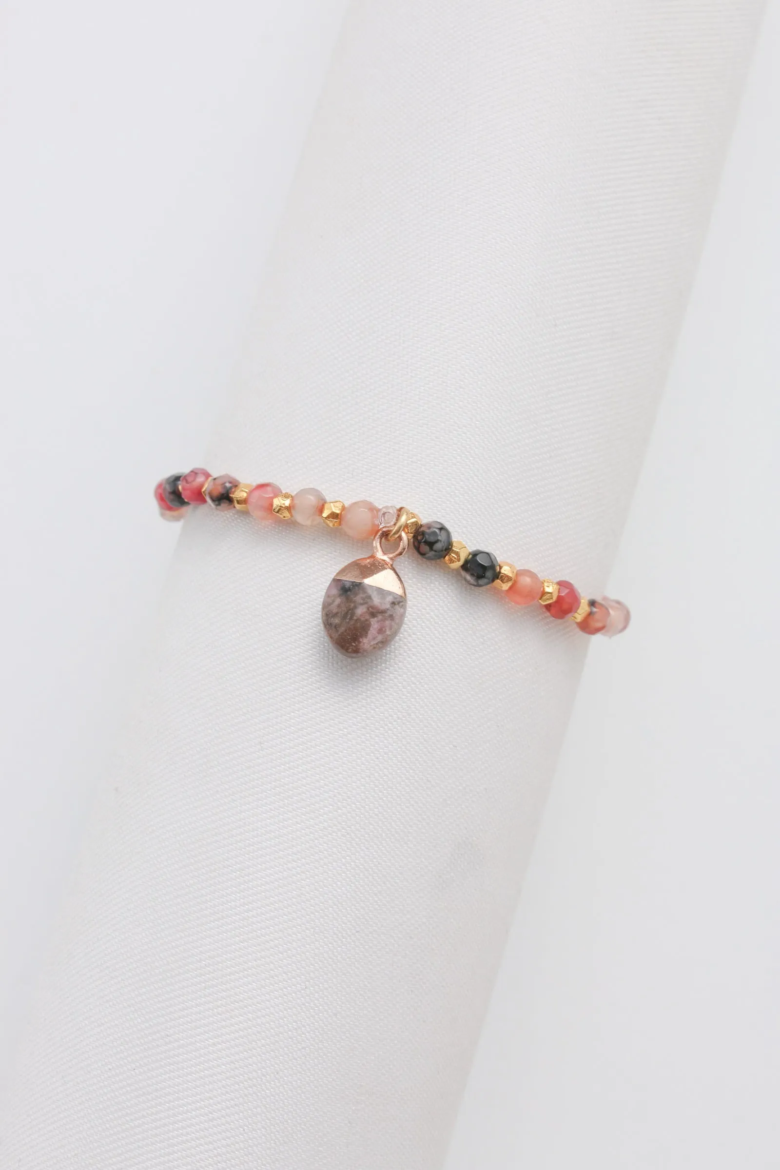 Nakamol-Bracelet w/charm