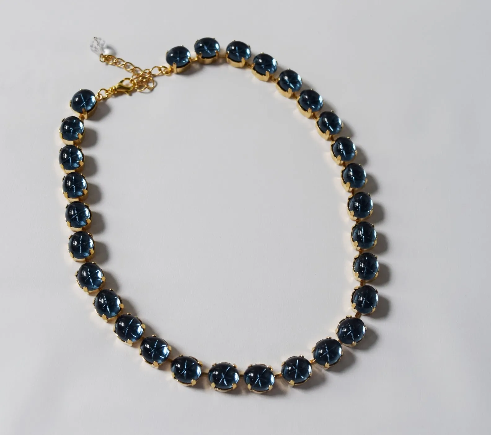 Navy Swarovski Crystal Mirror Back Rivere - Small Oval Necklace