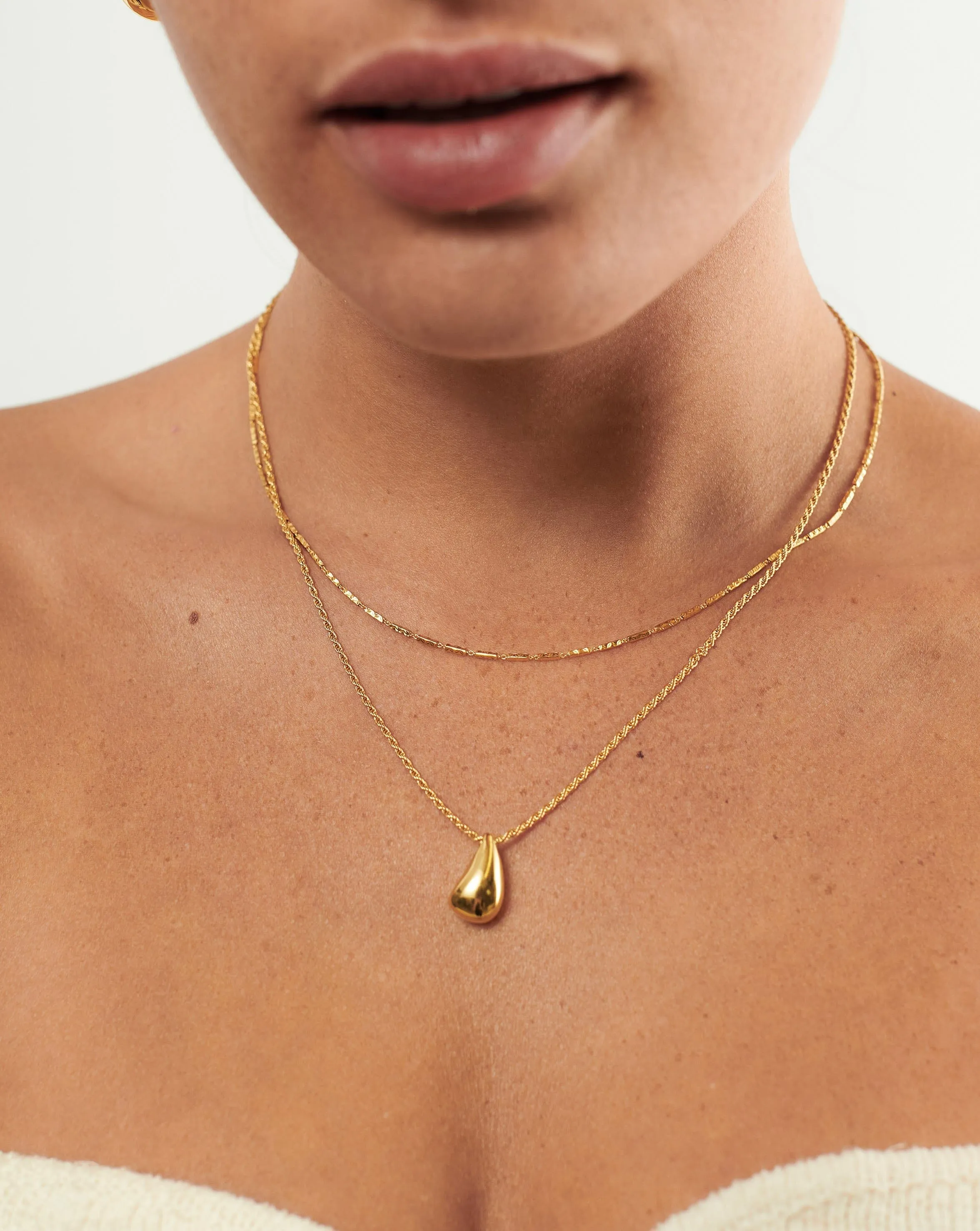 Savi Droplet Pendant Necklace Set