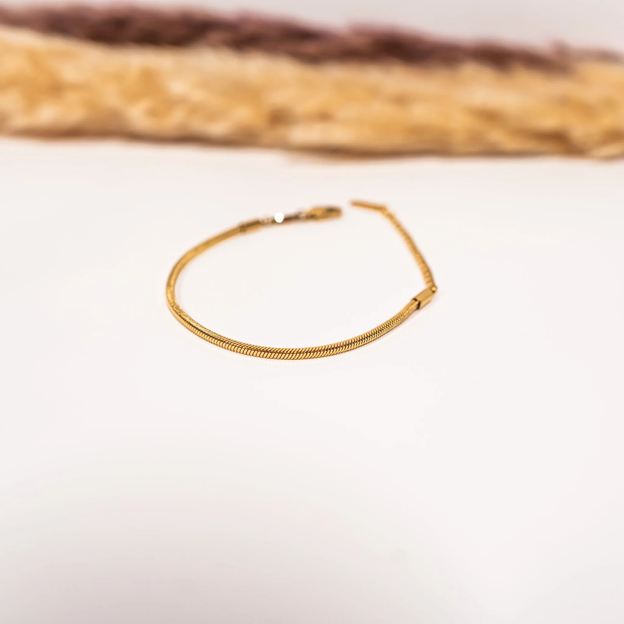 Thin Thread Bracelet