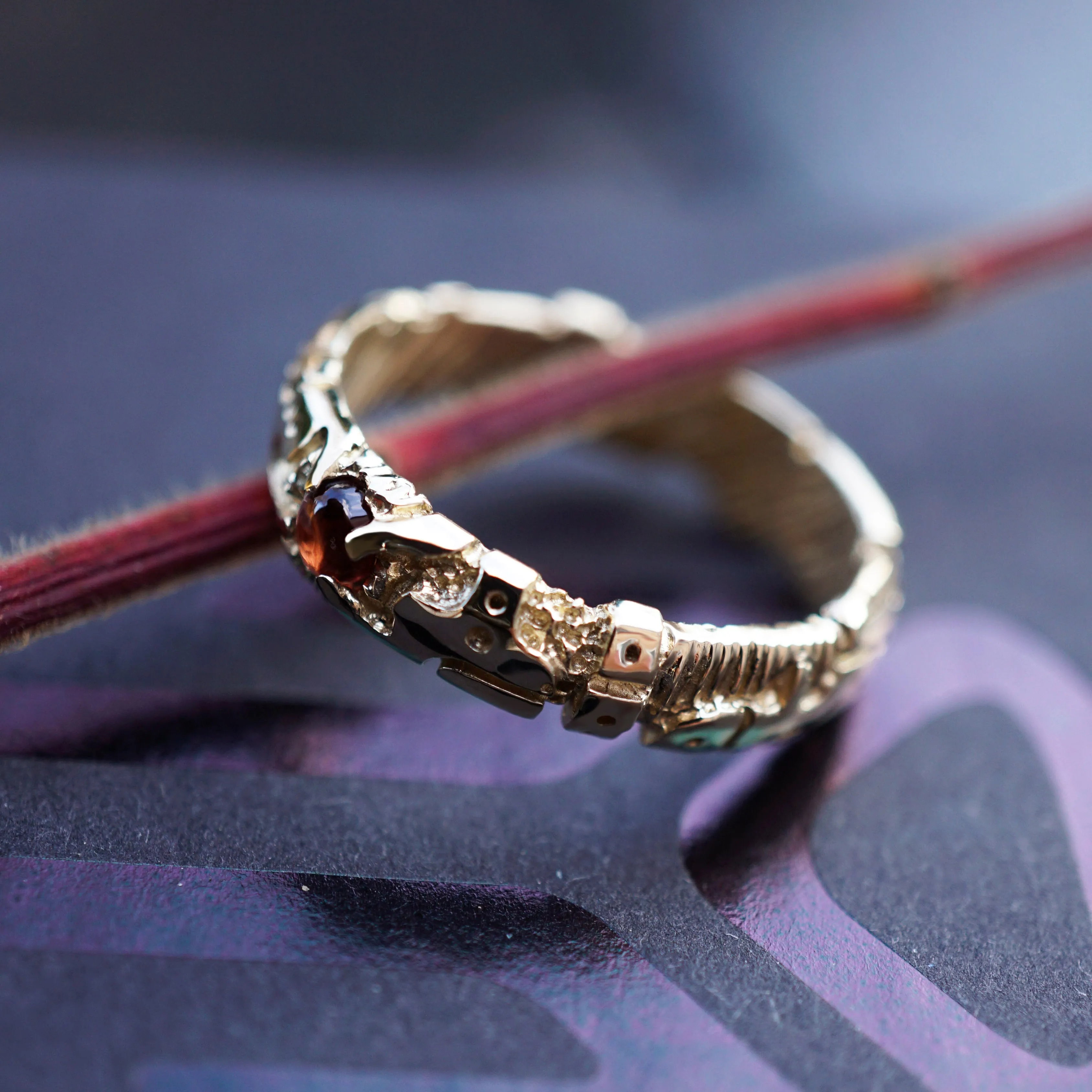 UNIT | 14k gold Garnet ring