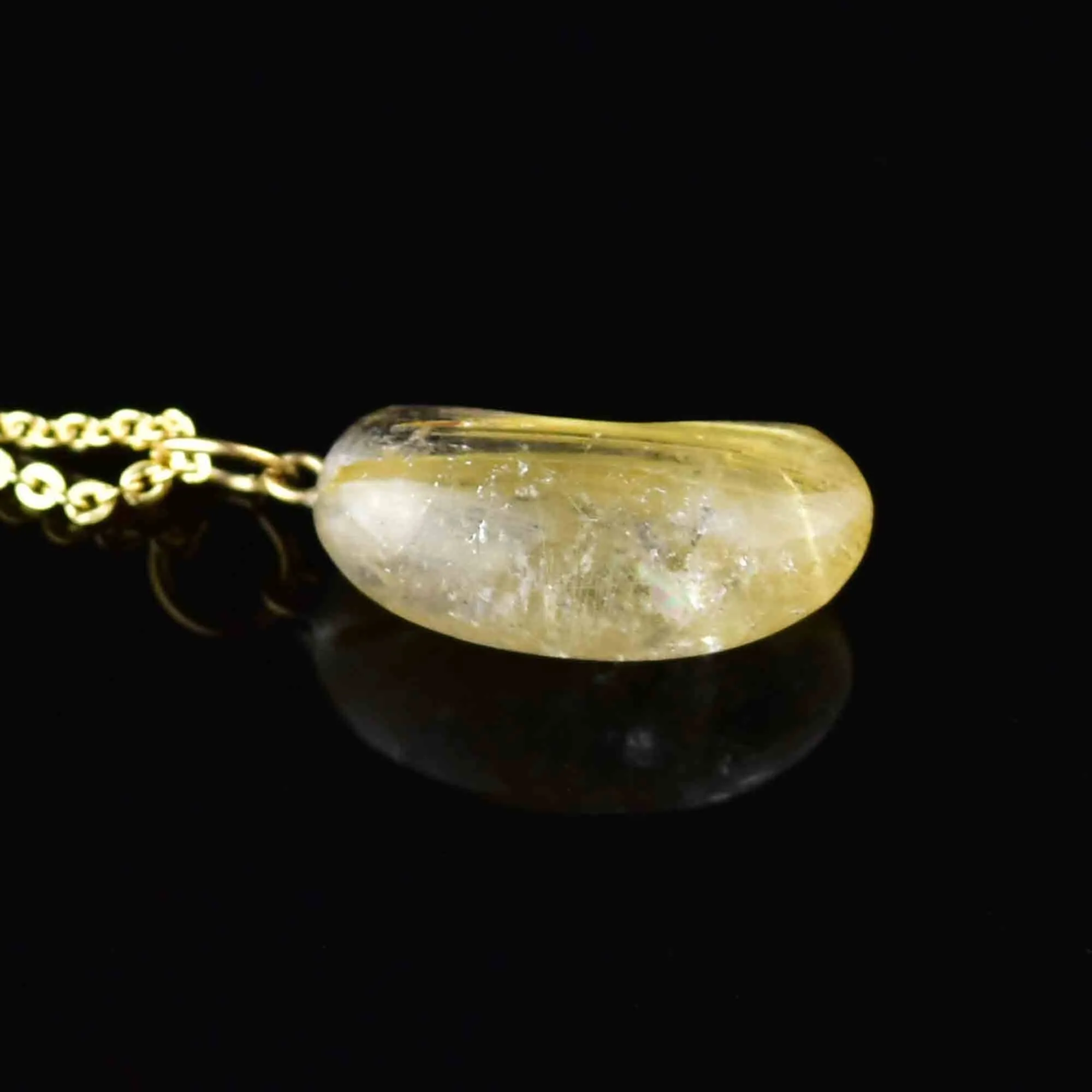 Vintage 18K Gold Rutilated Quartz Bean Pendant Necklace